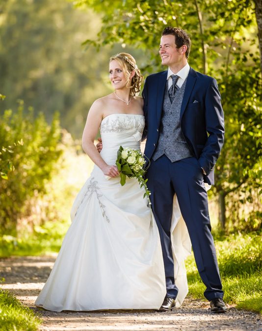 Hochzeitsfotograf Kempten Allgäu Hochzeitspaar Oeschleesee Sulzberg Weg